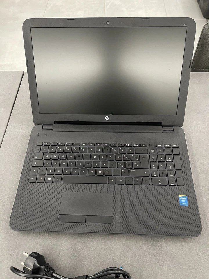 Portatile Hp I5 4Gb Ram Usato Pochissimo Comprato Nuovo - Immagine 3 di 4
