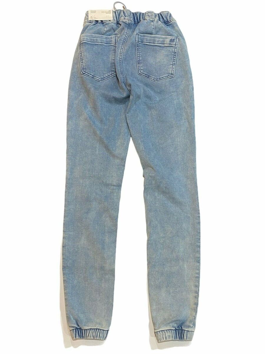 NWT AMERICAN EAGLE Cozy Next Level Denim Jogger Jeans 2 LONG NWT AMERICAN EAGLE Cozy Next Level Denim Jogger Jeans 2 LONG