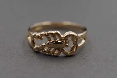 14K Solid Yellow Gold 7.75MM Sideways Polished Scorpion Band Ring. Size 6