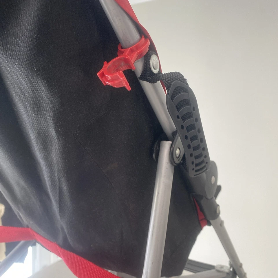 Cochecito Babies R Us Geoffrey con almacenamiento adicional y sombrilla PICK UP NJ Foto 3 de 4