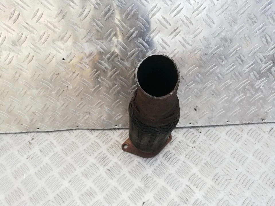 Ford Focus 1999 Flexible Pipe, Exhaust System used, Genuine #580123-44 - Imagem 2 de 4