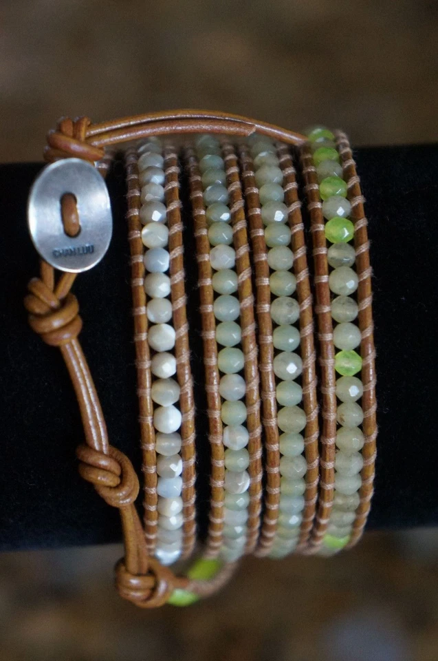 NUEVO Brazalete Chan Luu MOP Amarillo Mezcla de Piedras Semipreciosas Cuero Natural 5 Envolturas Foto 2 de 3