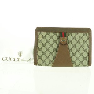 gucci clutch monogram