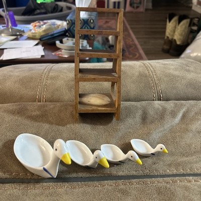 Vintage Nesting Stacking Geese Duck Measuring Cups Set Of 4. Melamine