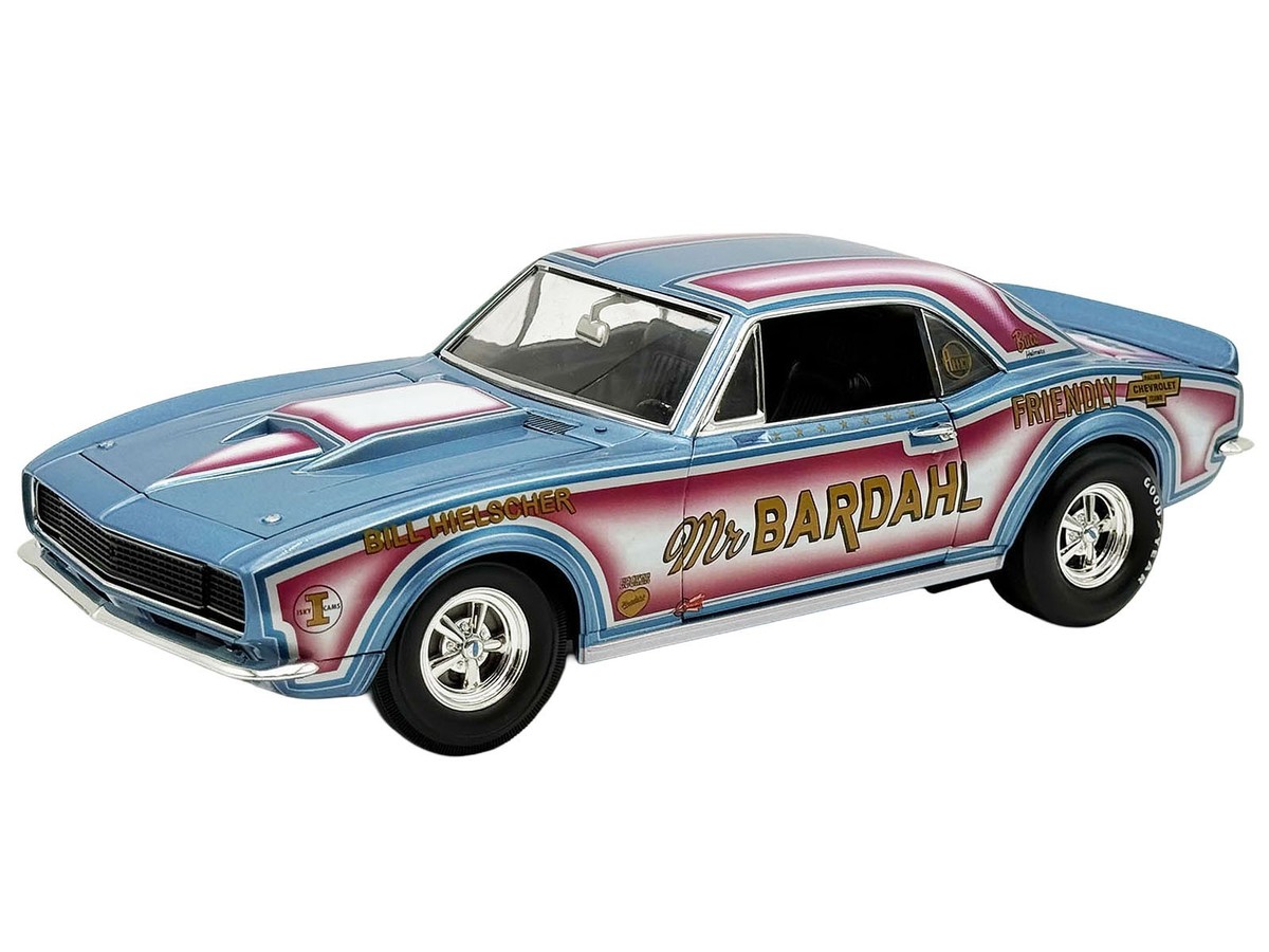 1966 Chevrolet Camaro 1/18ミニカー 1967 CHEVROLET CAMARO 