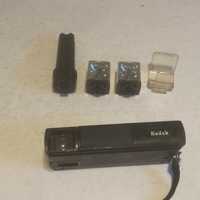 Kodak Pocket Instamatic 20 Camera W/Flash Cube & Attachment