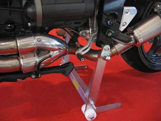 Becker Technik Motorcycle Lifter - FITS Moto Guzzi Griso-Lifter - Image 3 of 4