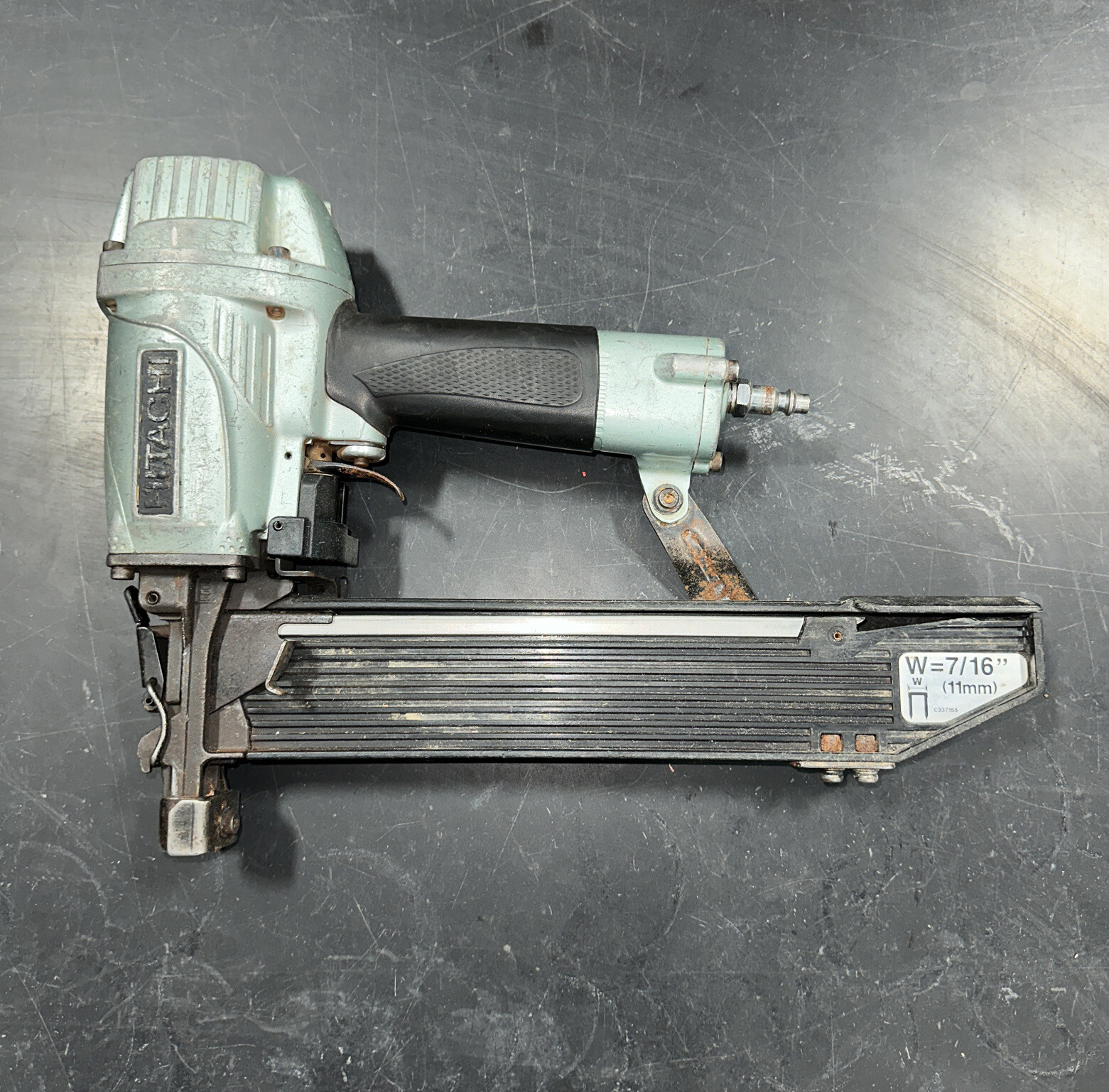 Hitachi N5008AC2 16Gauge 7/16" Medium Crown Construction Pneumatic