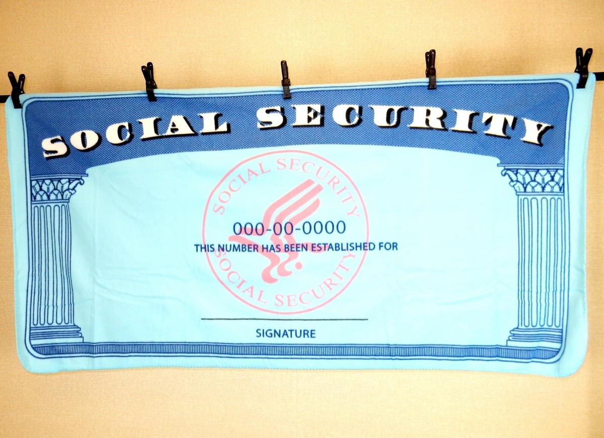 Novelty Fleece Blanket, Social Security Card, Blank Signature, 34" x  68", #L8321 | eBay