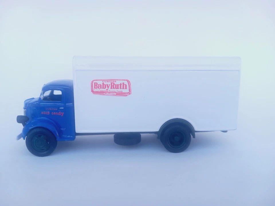 Kitbash personalizado feito à mão escala 1/50 O impresso em 3D 1941 Ford COE caixa van caminhão - Imagem 2 de 4