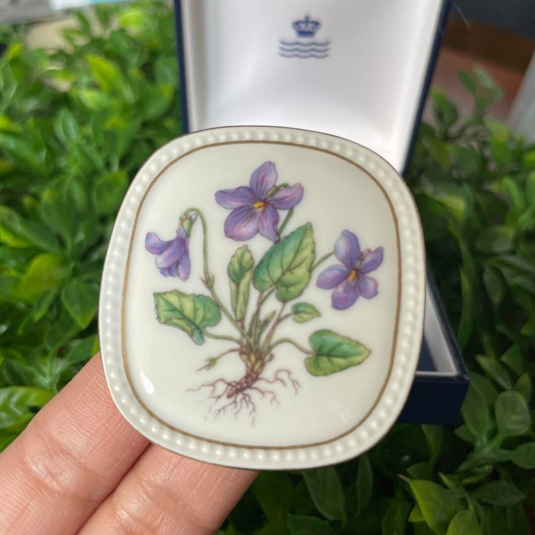 楽天市場】Royal Copenhagen ロイヤルコペンハーゲン フローラ