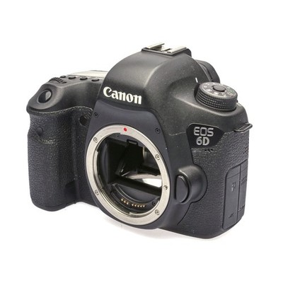 Canon EOS 6D (Vollformatsensor 20,2 MP) gebraucht ca. 25.000 Ausl. Kamera