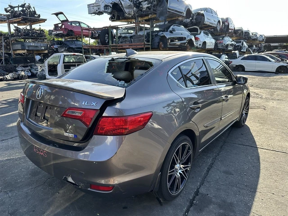 Tapa maletero bisagra pasajero trasero derecho 2013 14 15 16 17 18 19 20 21 22 Acura ILX Foto 3 de 4