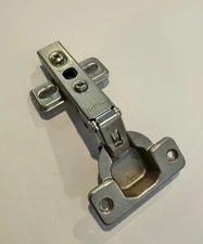 Blum Self-Close Cabinet Hinge 84.555-01A w/ Clip-On 173L813-01 Mount Base Plate