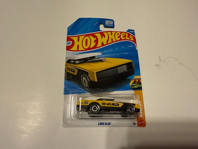 Hot Wheels 2026 Mooneyes Go with Moon Long Bloc 111/250 Wagons 4