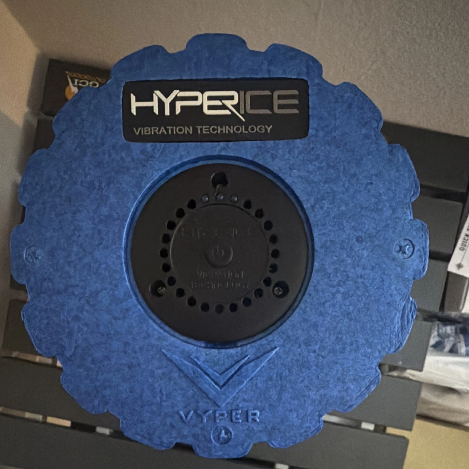 Hyperice Vyper Vibrating Foam Roller Blue with Charger
Opens in a new window or tab