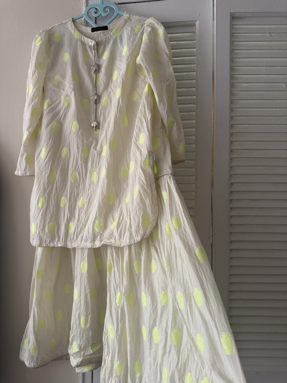 Pakistani Shalwar Kameez - image 1
