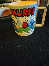 Vintage 1980 Deka Plastic Smurfs Mug Cup tea Made In USA Smurfs Collectibles 