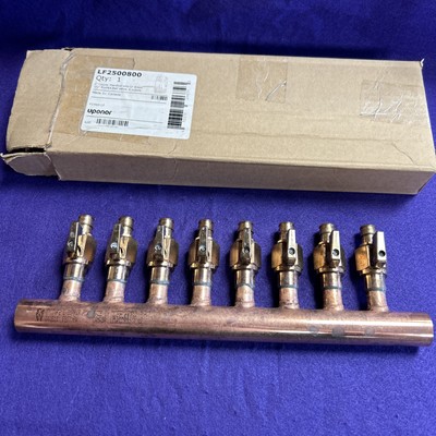 Uponor 1  Copper Manifold w/LF Brass 1/2'' ProPEX Ball Valve, 8 Outlets LF2500800