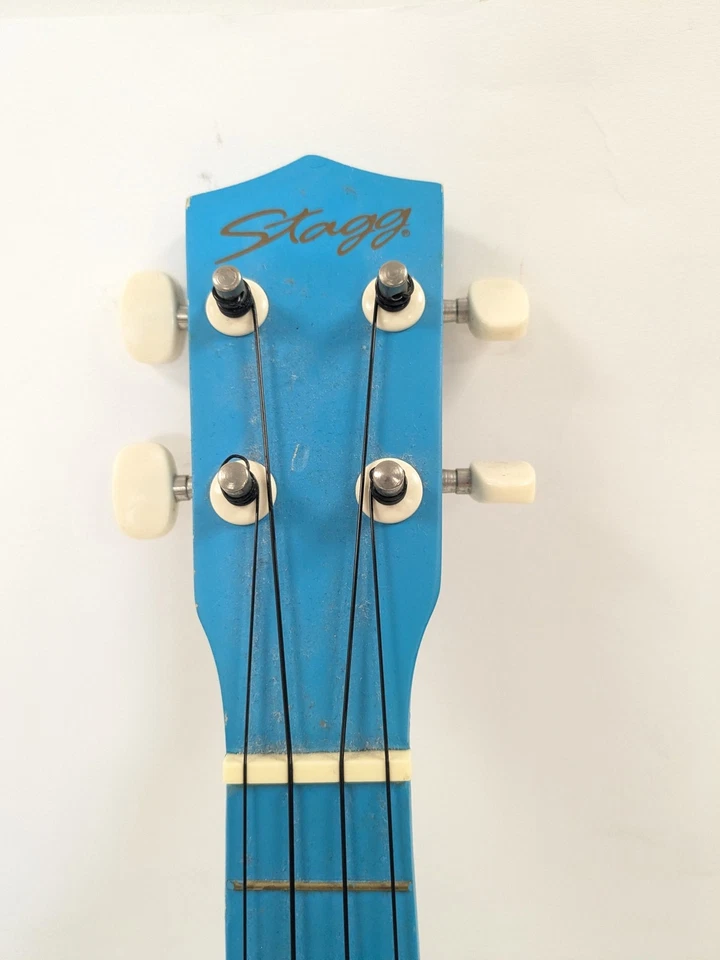 Stagg Blue Soprano Ukulele with Colourful Jellyfish Design 21.75" - Image 4 of 4