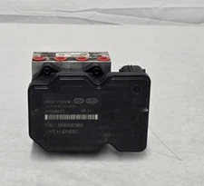 2014-2015 Kia Optima EX 2.4L ABS Anti-Lock Brake Pump Assembly