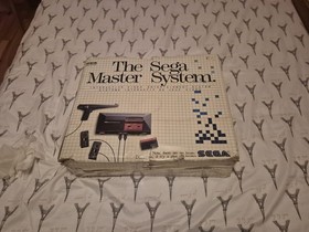 Sega Master System Console CIB w/ Box Light Phaser Hang-On Safari Hunt &ndash; Tested