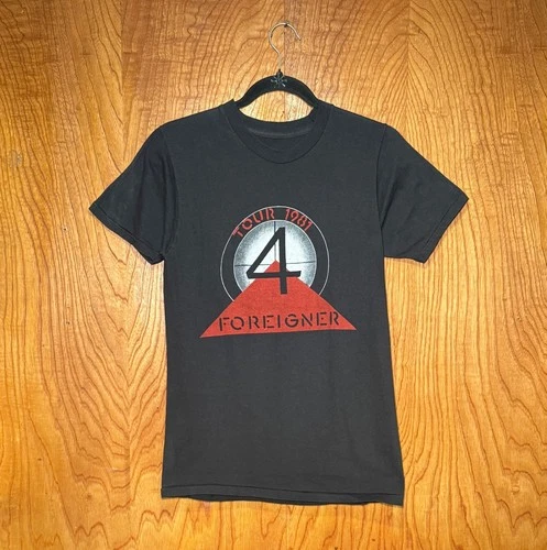 Foreigner 4 World Tour Shirt Shingle Stitch Scr 1980s vintage concert t-shirt, vintage, size M, single stitch, B+ condition
