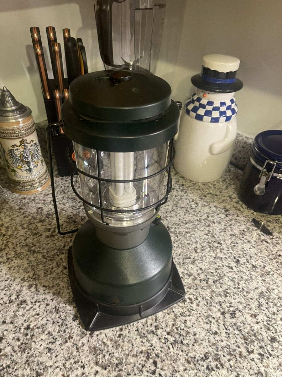 COLEMAN NORTHSTAR ELECTRIC FLUORESCENT BATTERY POWERED