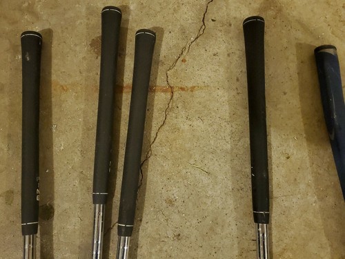 PING G5 WHITE DOT IRON SET ALONG WITH PING 22° CLUB AND PING G5I ANSER PUTTER - Picture 9 of 12