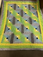 Vintage Handmade Colorful Blanket Floral Quilt Patchwork 67.5X80.5