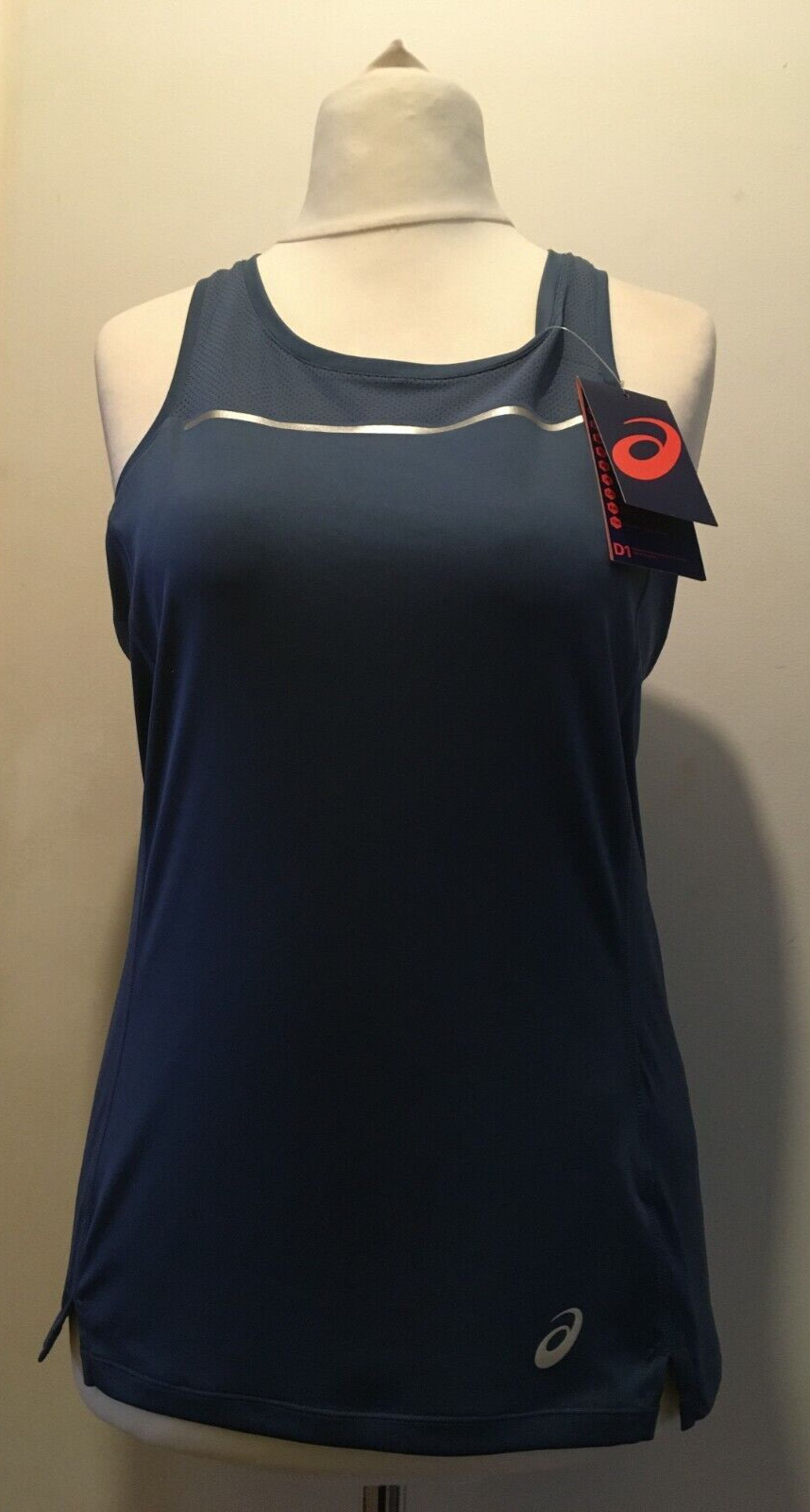 ASICS Womens Tank Top Sport Reflective Racerback Medium BNWT £40.95 Grand Shark