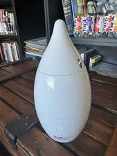 Used Zoom Rotating Laser Cat Toy 2 Interactive Laser Lights 3 AA Batteries