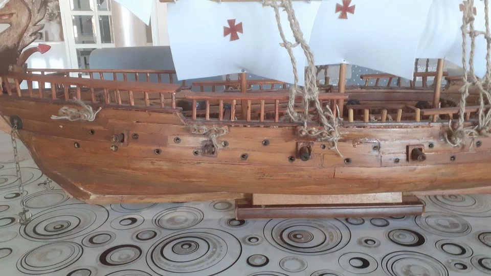 barca artigianale lunga 1 metro e 20cm larga 25cm .prezzo minimo 150euro . - Immagine 3 di 4