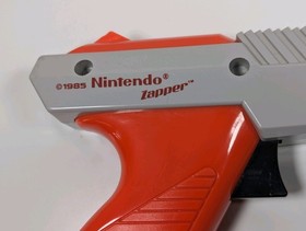 Genuine Nintendo NES Zapper With Duck Hunt & Super Mario Bros Cartridge Only