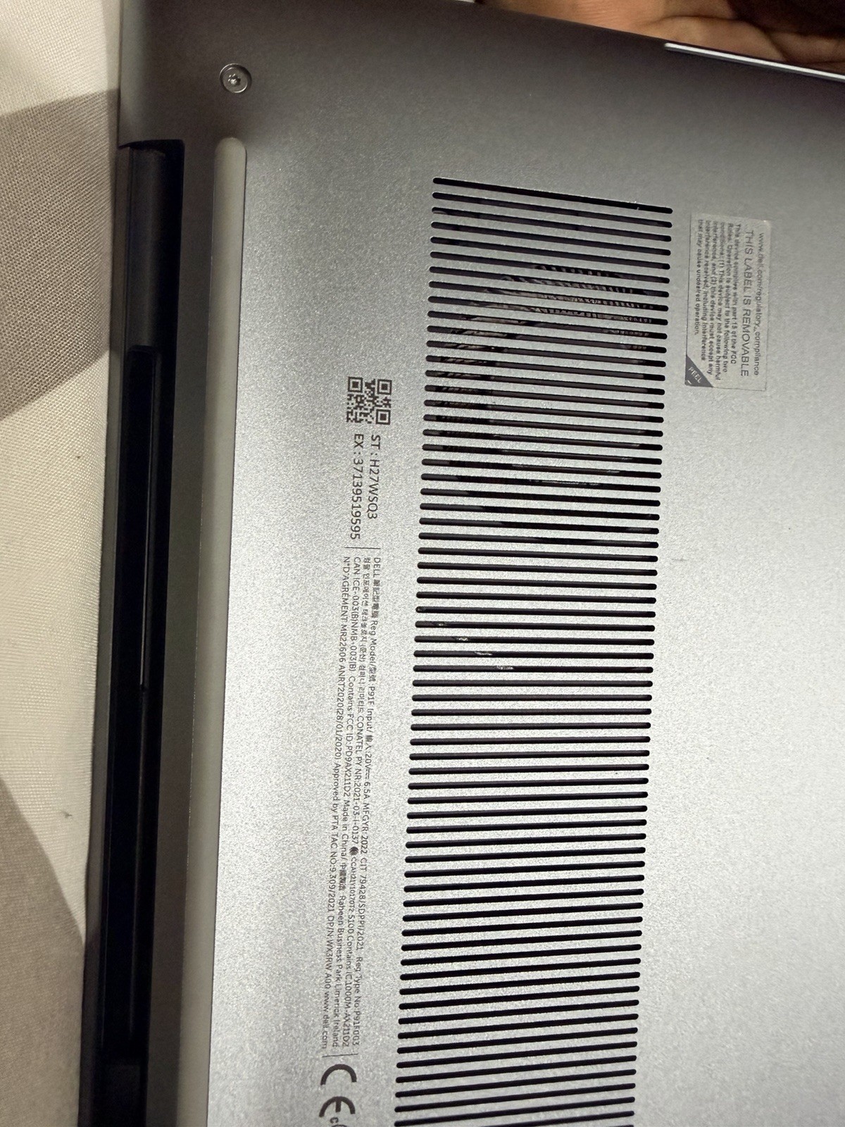 Dell Precision 5570, 15.6-Inch Laptop, with i7-12800H, Windows 11 Pro