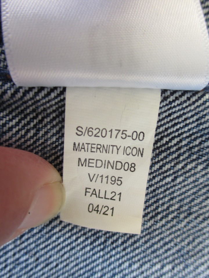 GAP Women MATERNITY ICON Blue JEAN Denim TRUCKER JACKET Button ROOMY ...
