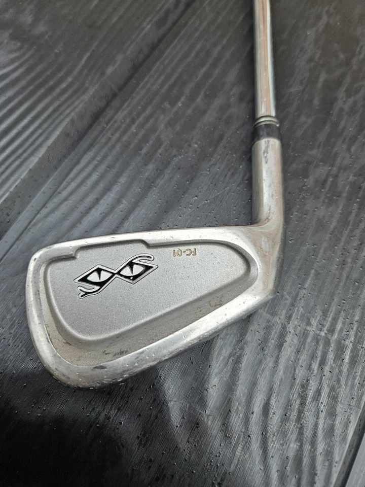 Snake Eyes FC-01 4 Iron – Left-Handed – Sharp Grooves, Great Condition - Image 2 of 4