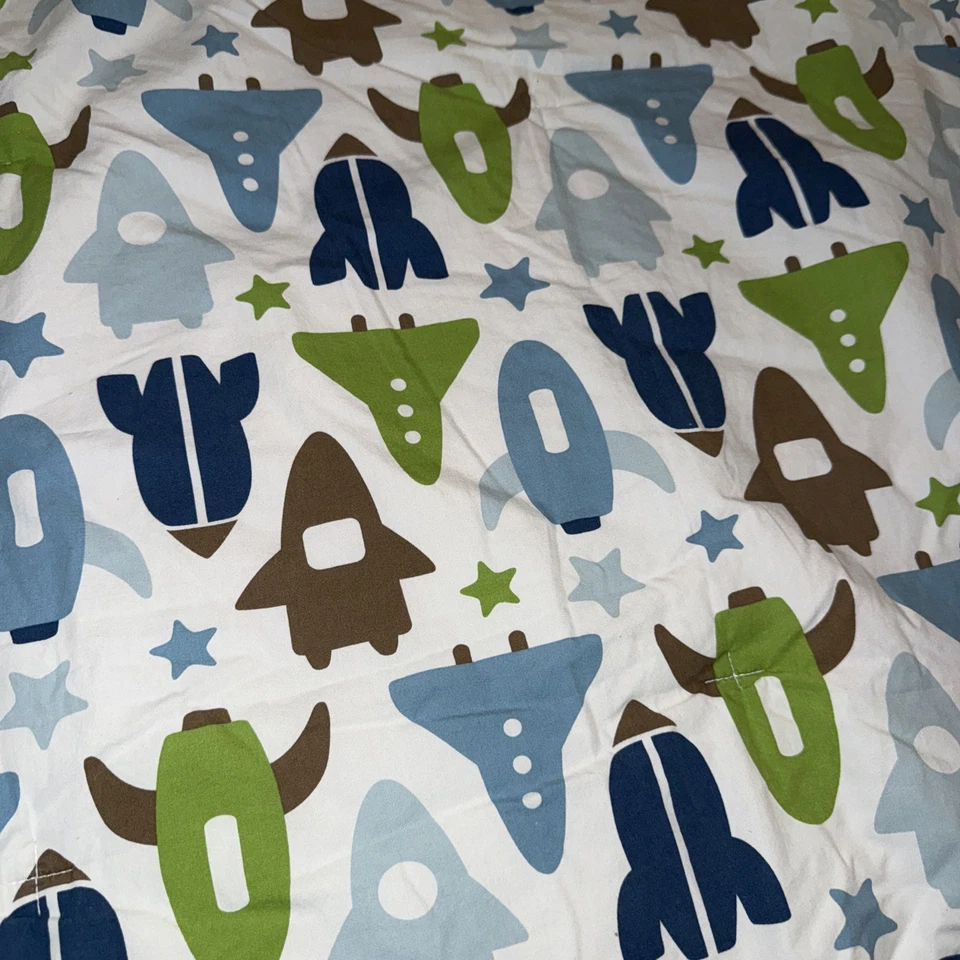 Edredom infantil Dwell Studio bebê menino cobertor de algodão espaço exterior foguete navio - Imagem 2 de 4