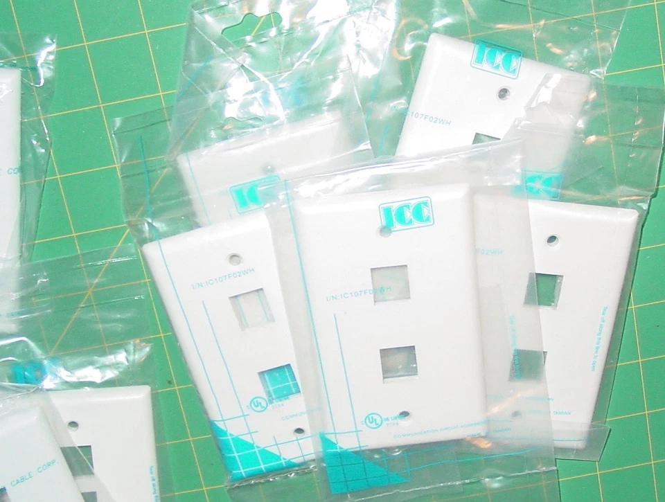 ICC Modular Communication Cable Terminal Jack Cover Plates Mix Lot 2/3 Ports NOS - Image 3 of 4