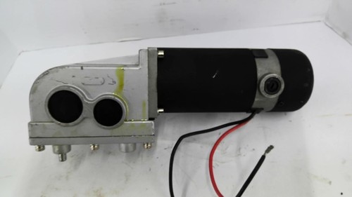 Yang Jing Industrial P6014284 DC Gear Motor 4200RPM 24V/ 21:1 Ratio Brake 24VDC - Picture 12 of 12
