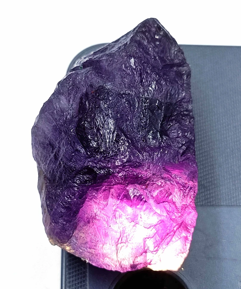 Alejandrita púrpura rusa 250 quilates piedra preciosa suelta natural áspera certificada MKR Foto 2 de 4