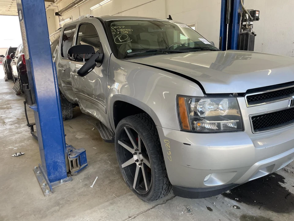 Used ABS Pump and Motor Assembly fits: 2013 Chevrolet Suburban 1500 Assembly 4 w - Image 4 of 4