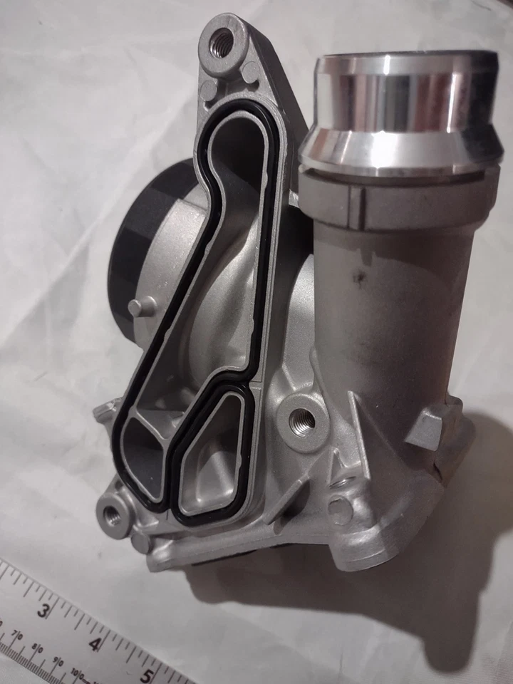 Carcasa filtro enfriador de aceite motor compatible con BMW 128i 135i 328i 2012-2016 33 Foto 2 de 4