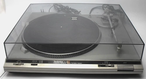 Technics SL-B10 Turntable for As-Is, Powers up