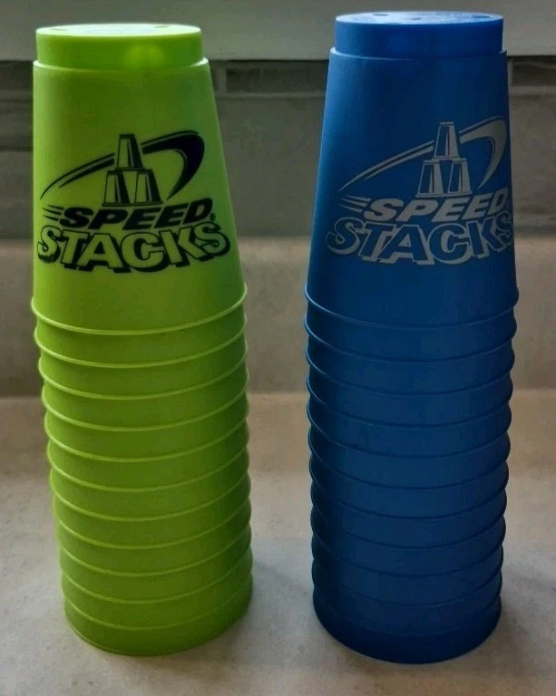 Speed Stacks Sport Stacking Set avec Tapis et Senegal