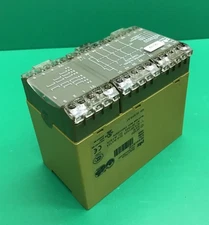 Pilz PZE 5V 8 s 24 V DC Safety Relay