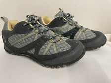 MERRELL PERFORMANCE WOMEN'S ATHLETIC SNEAKER IN CASTLE ROCK/BANANA CREAM SZ 7