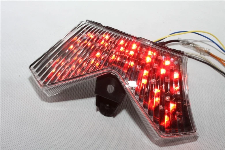 Nueva luz de freno trasera LED para Kawasaki Ninja Zx-14 Zx1400 Zzr1400 Smoke 2006-2011 Foto 2 de 4