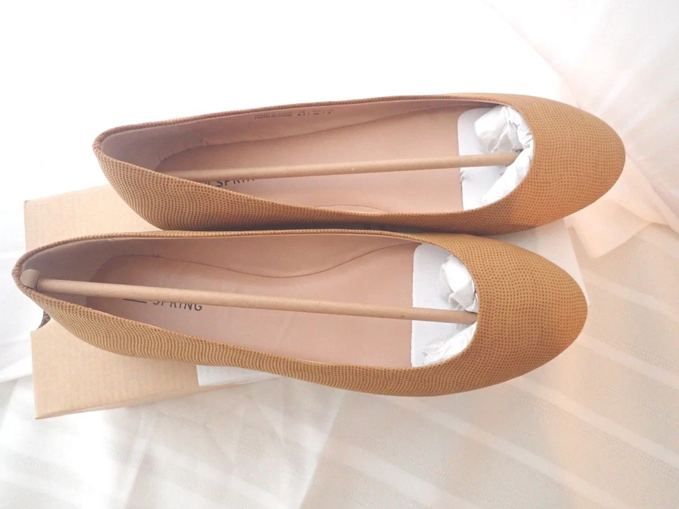 Call It Spring Fibocchi Ballet Flats Bourbon 6.5,7, 7.5, 8, 8.5 Medium width - Image 4 of 4