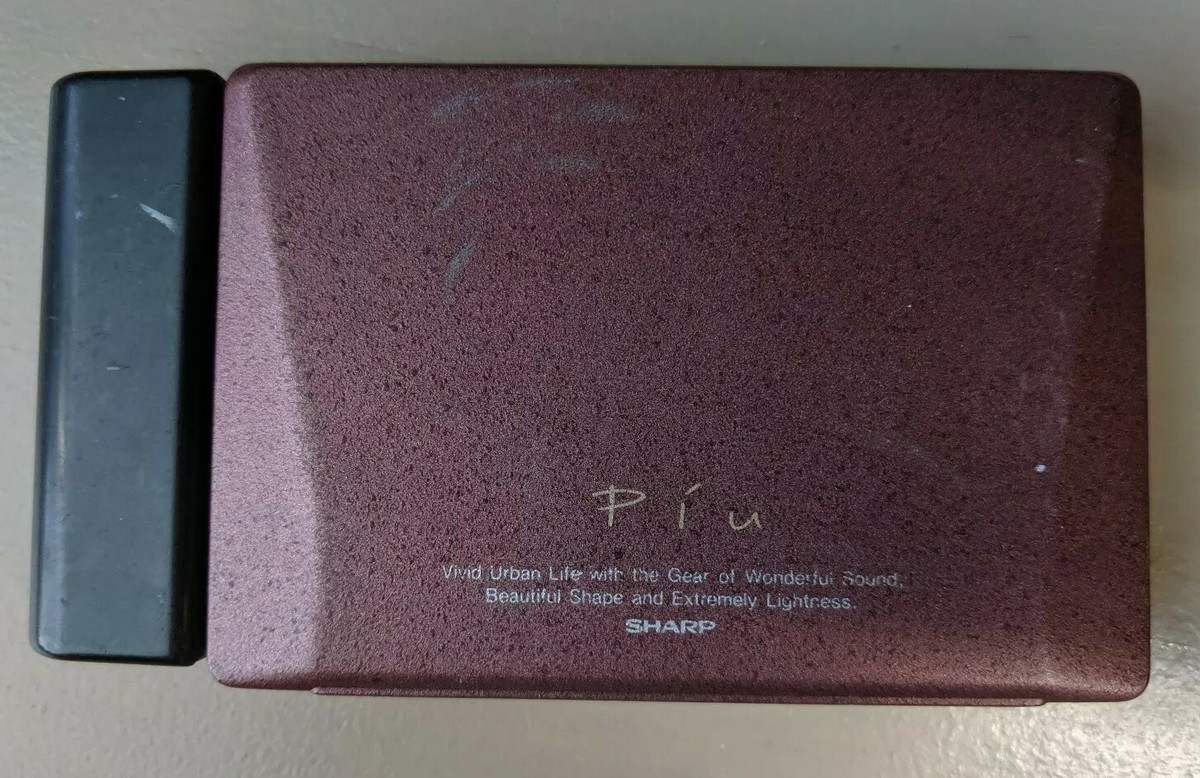 SHARP シャープ ポータブル カセットプレーヤー JC-K99 Piu SHARP (シャープ) ポータブルカセットプレーヤー 動作未確認